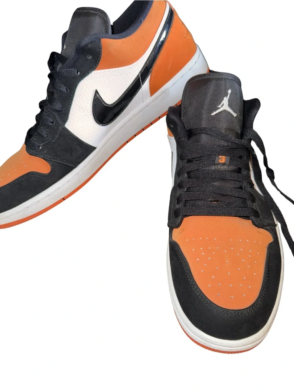 Jordan Low-Top Sneaker in Orange, Black and White